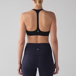 Lululemon Arise bra
